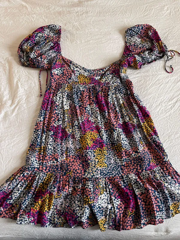 Vestique Floral Dress - Image 2