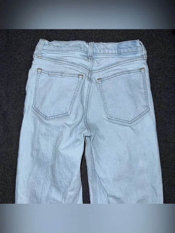 Abercrombie Fitch Jeans 90s Relaxed High Rise Light Wash Denim Distressed 2 LONG - Image 4