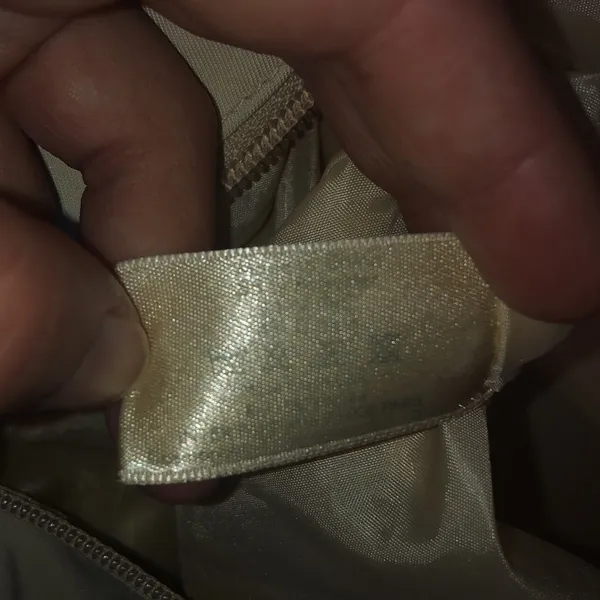 Burberry Frangances Overnight Bag large Burberry bag cream tan color pla…​​ - Image 10