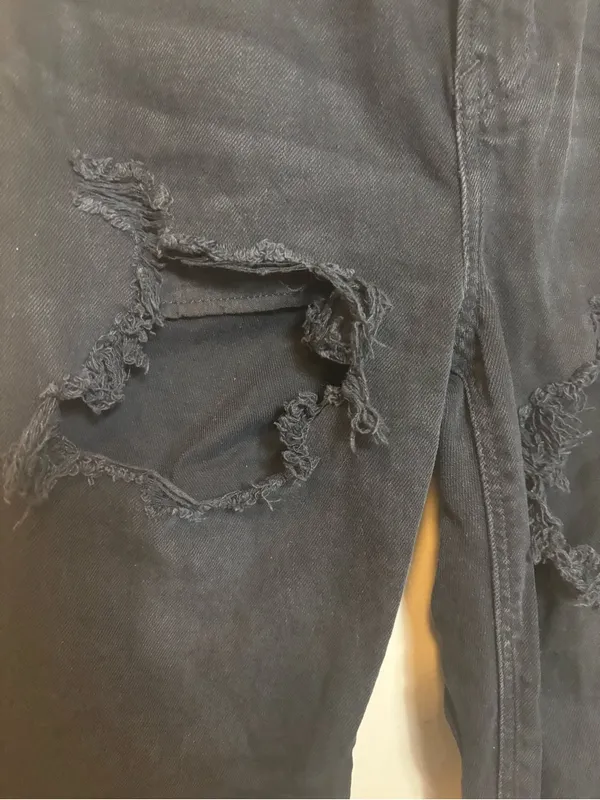 American Eagle Black High Rise Ripped Distressed Ankle Mom Jeans Womens 00 - Image 3