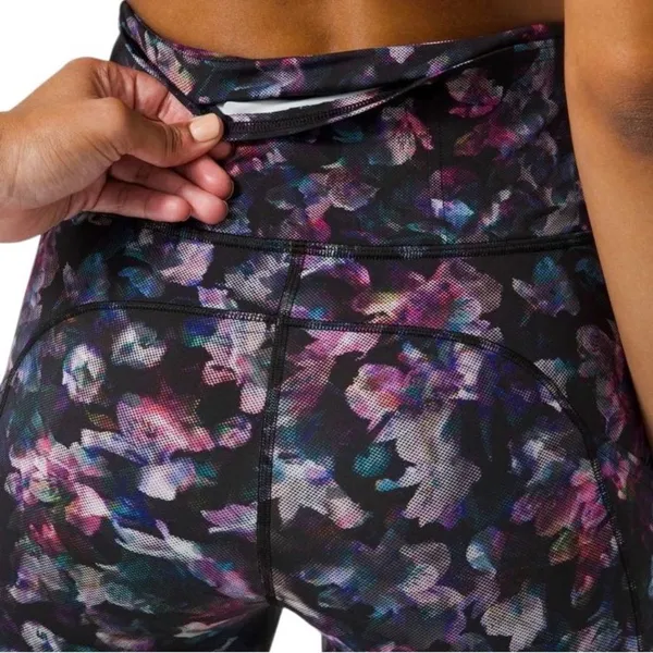 Lululemon Fast Free Short 10" Inseam Non-Reflective Activate Floral Multi Size 6 - Image 4