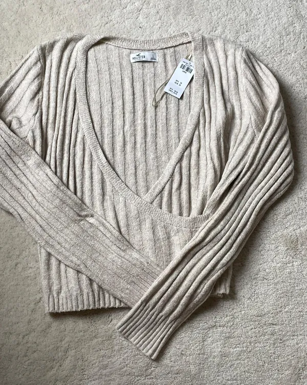 Hollister Cross Front Sweater - Image 3