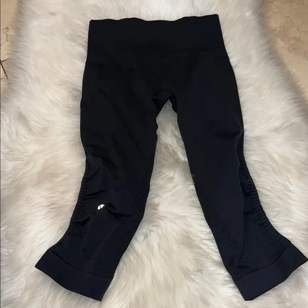 lululemon athletica Black Charcoal Cropped Leggings - Image 2