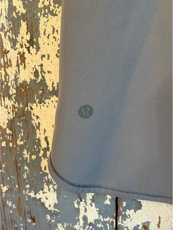 Lululemon On the Fly women’s skirt size XS grey sage - Image 5