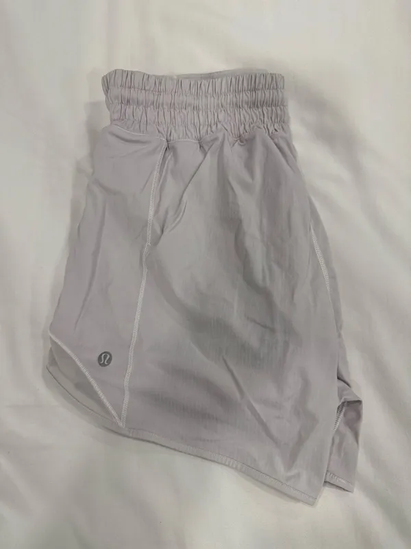 Lululemon Hotty Hot Shorts 4” - Image 2