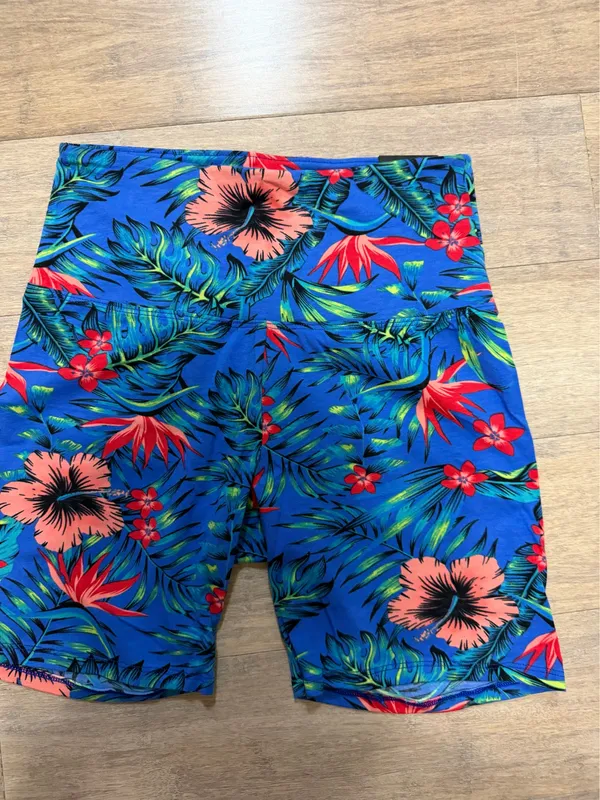 PINK Bike Victoria's Secret Shorts - Image 3