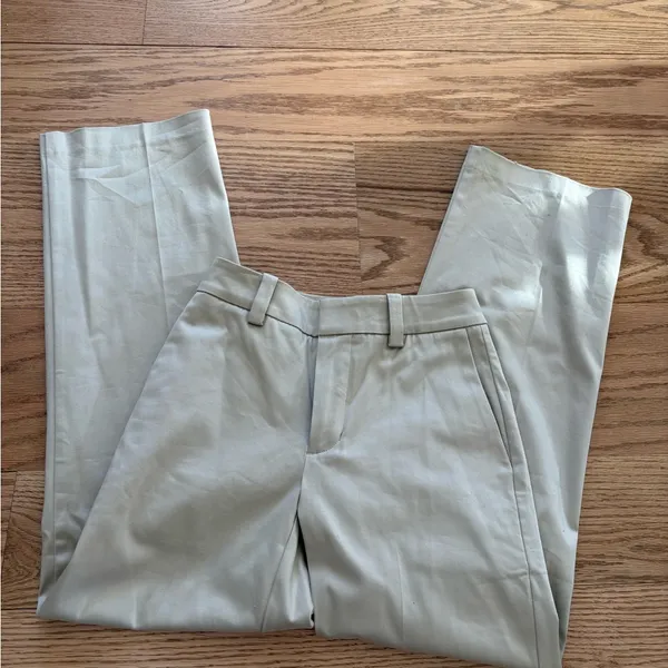 Sunday best khaki pants from Aritzia - Image 3