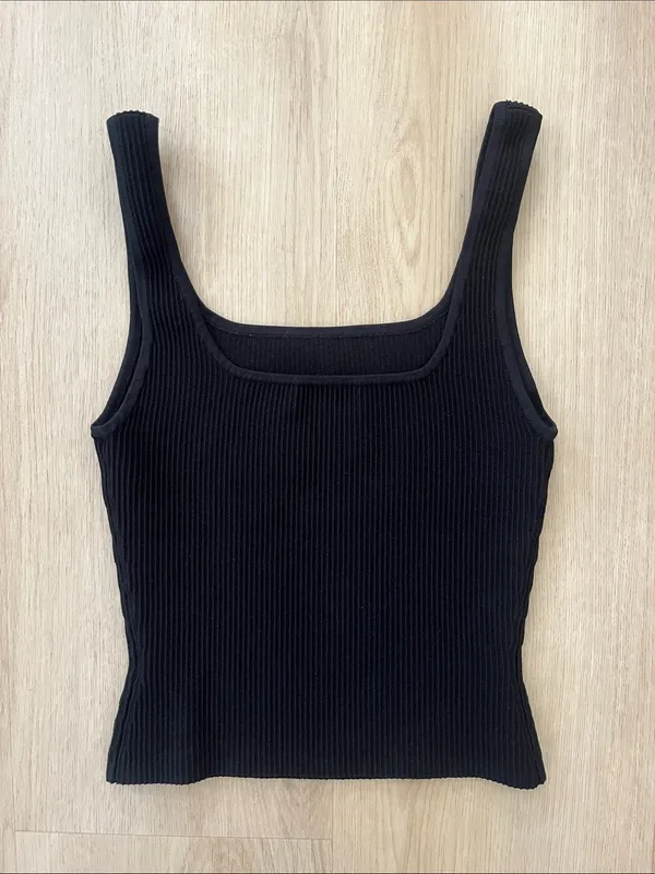 Aritzia Babaton Sculpt Knit Squareneck Tank Top in Black Women’s Size Small - Image 3