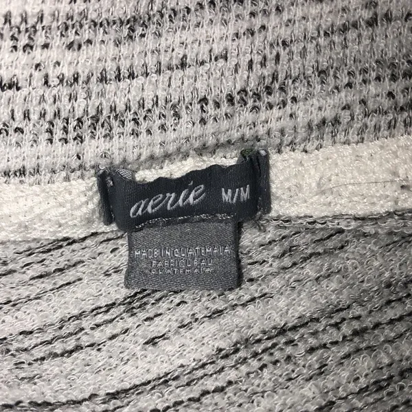 Aerie size medium oversized grey cozy sweatshirt - Image 5