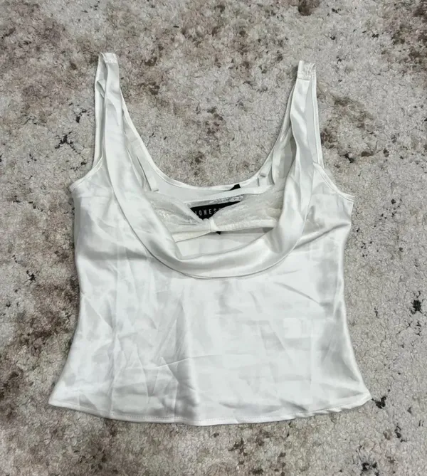 White Top with lace Bra - Image 2