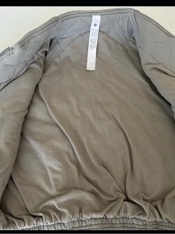lululemon athletica Light Gray Quilted Zip Jacket - Image 8