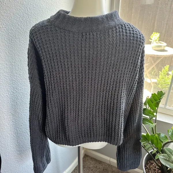Love Tree Cropped Waffle Knit Sweater - Medium - Image 5