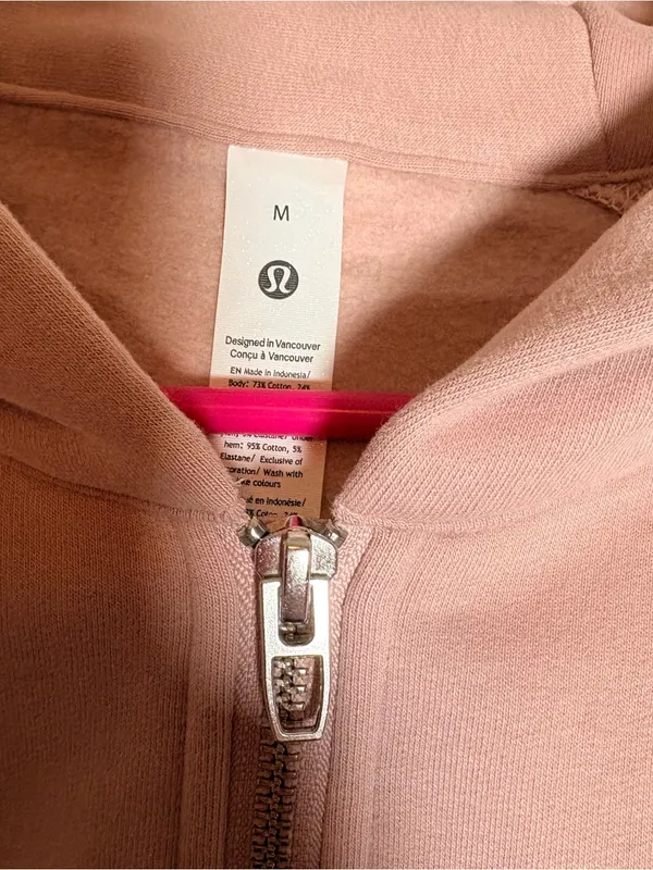 Lululemon Loungeful Relaxed-Fit Full-Zip Cropped Hoodie. - Image 4