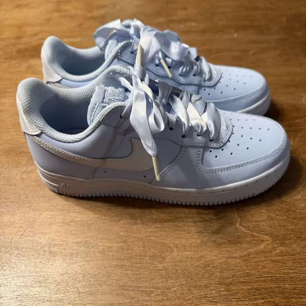Air Force 1 Nike Women’s Hydrogen Blue and Football Grey - Image 2