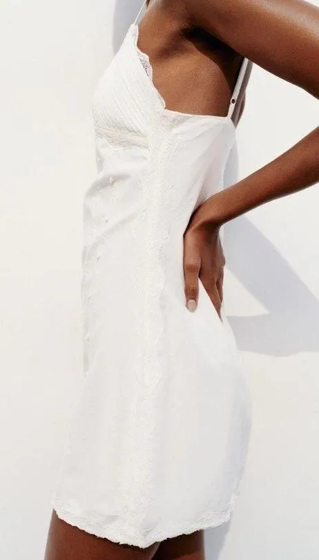 NWT❗️ Zara Embroidered Short Dress with Lace Detail White Size L - Image 5