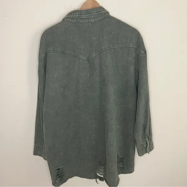 12Th Tribe Womens Dark Olive Green Distressed Shacket Button Up One Size Jacket - Image 5