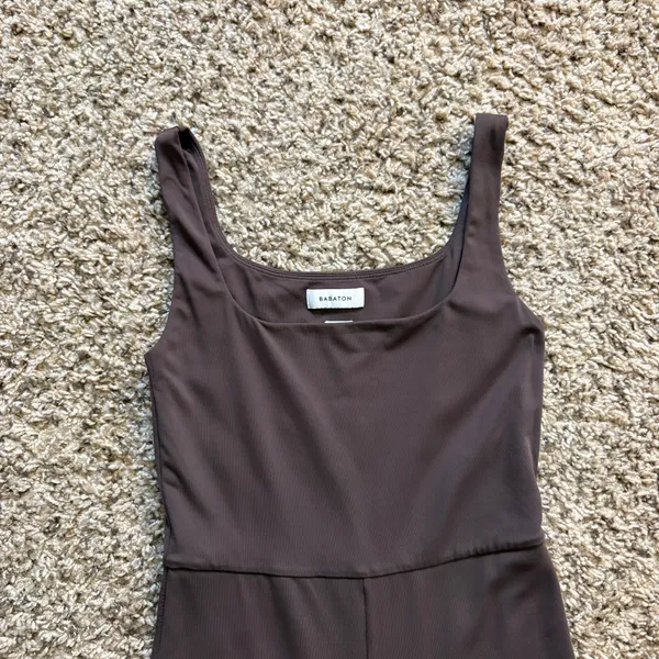 Aritzia Babaton Contour Squareneck Romper in Brown Size Women’s Medium - Image 4