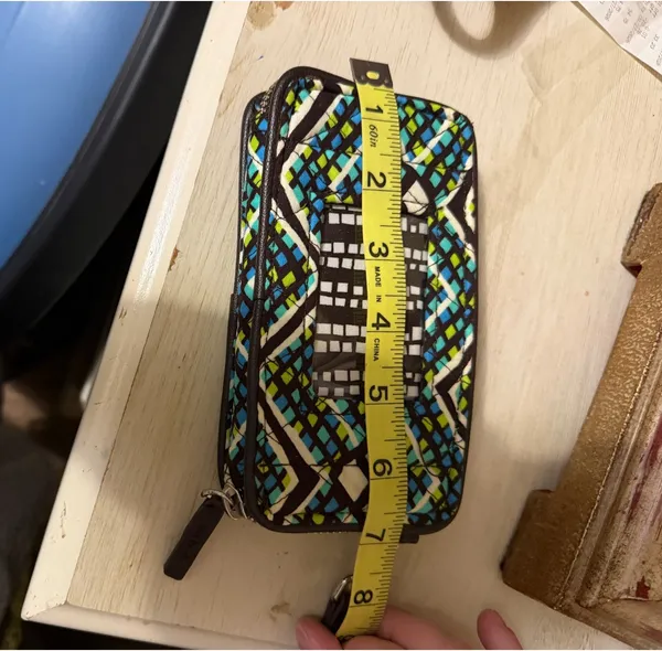 Vera Bradley Smartphone Wristlet - Image 5