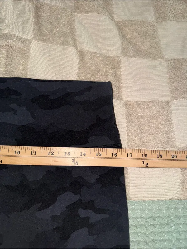 Lululemon Align Short *6" Incognito Camo Multi Grey size 12 - Image 2