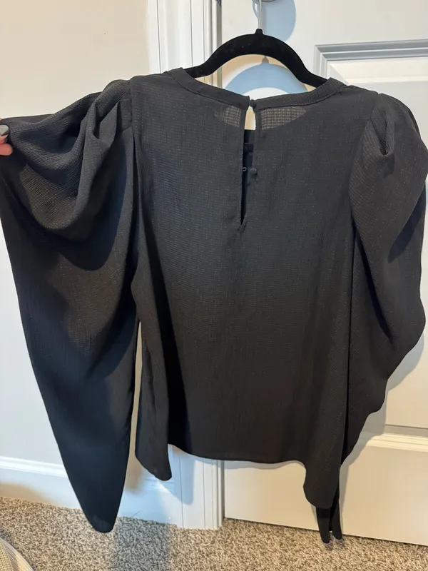 H&M Top Black Long Sleeve - Image 3