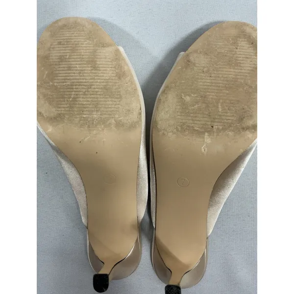 Womans Slipon Slide Sandals Size 7 Beige Cream Open Toe Stiletto - Image 7