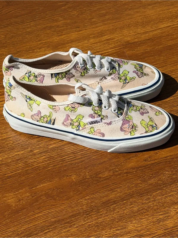 Vans Disney Dopey Print Canvas Sneakers Women’s Casual Shoes Vintage - Image 3