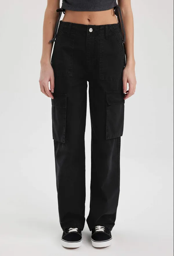 ZARA Cargo Pants Black - Image 4
