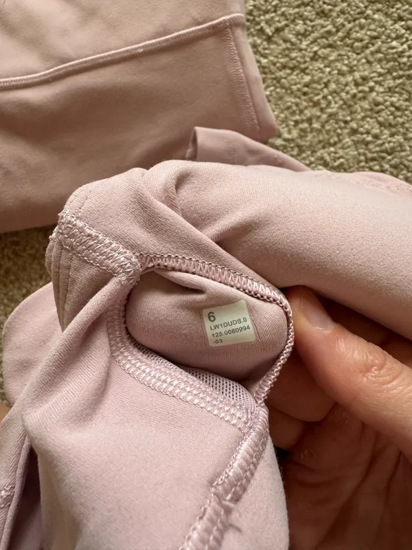 Lululemon light pink set  - Image 4