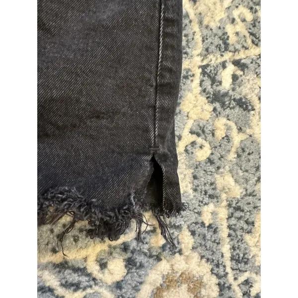 Abercrombie and Fitch High-rise Mom Jean Shorts Black Denim Curve Love Size 27/4 - Image 3