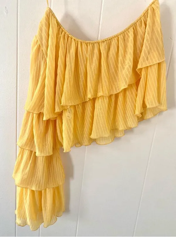 Zara One Sleeve Ruffle Butter Yellow Crop Top Blogger's Fave Size Medium NWT - Image 11