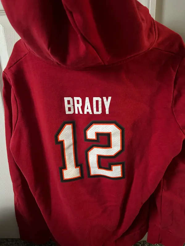 Tampa Buccaneers Sweatshirt Red Size XL - Image 2