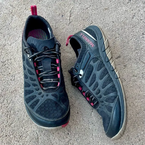 Merrell Crush Glove J57326 Womens Black Pink Hiking Trail Vibram Sneakers SZ7.5 - Image 2