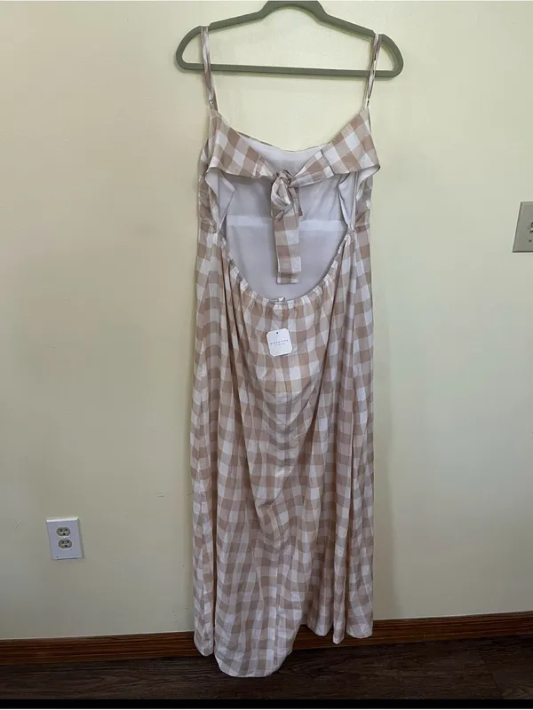 NEW FLAWED Altar’d State Tan and White Gingham Maxi Dress Size 3XL NWT - Image 5