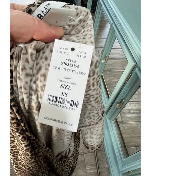 White House | Black Market Cheetah Print Faux‎ Wrap Dress Chain Detail Animal Print XS NWT Chic - Image 6