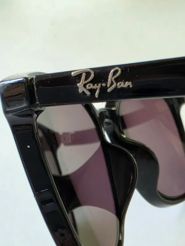 Ray-Ban Black Frame Sunglasses with Prescription Lenses - Image 7