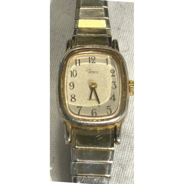Vintage Timex‎ Quartz Women's Gold Tone Analog Watch Expansion Band - Image 6