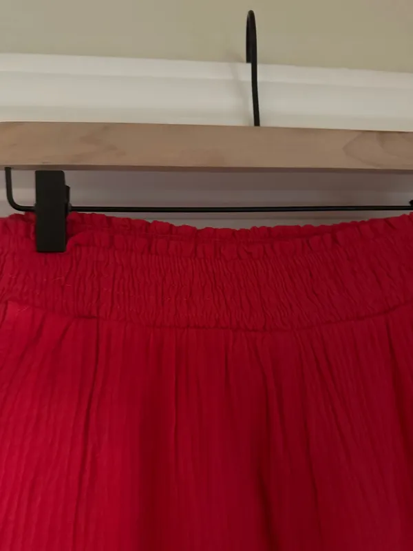 New In Solid Red Crop Top & Pants Set Size L - Image 9