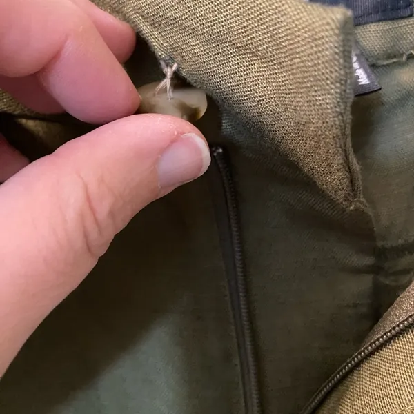 wide leg, high rise, pleated linen blend pants in army green size 6. NWOT - Image 7