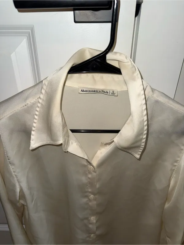 Abercrombie & Fitch Cream Button-Front Top - Image 2