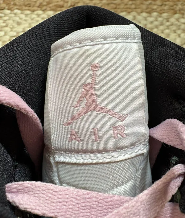 Nike Jordan 1 Mid - Image 5