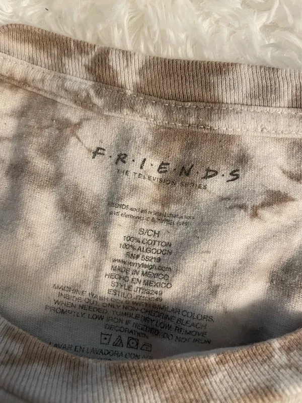 friends tie dye graphic crop top - Image 3
