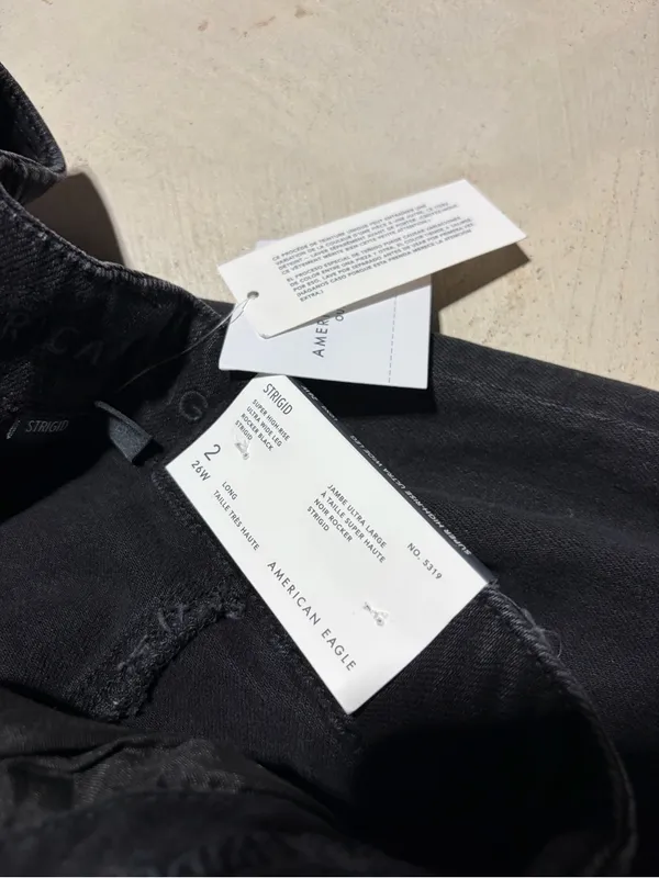 American Eagle NWT super high rise ultra Wide Leg Jeans rocker Black 2 long - Image 9