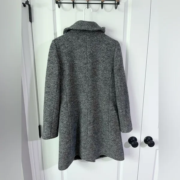 Club Monaco Darelle Wool Coat- Size Small - Image 4