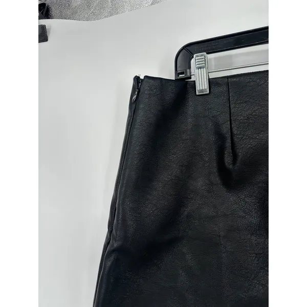 Gap Faux Leather Mini Skirt Women L Black Side Zip NWT Moto Y2K - Image 4