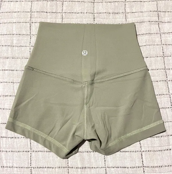 Lululemon Align Shorts Rosemary Green🌿 - Image 2
