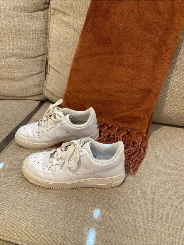 Nike White Air Force size 8 - Image 7