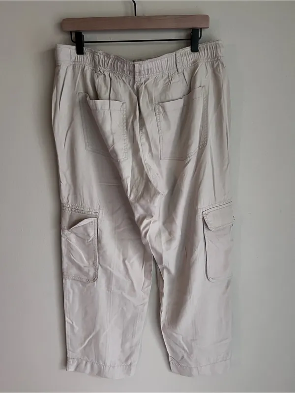 Quince Vintage Wash Tencel Women's Cargo Drawstring Pants Cream Size‎ L - Image 5