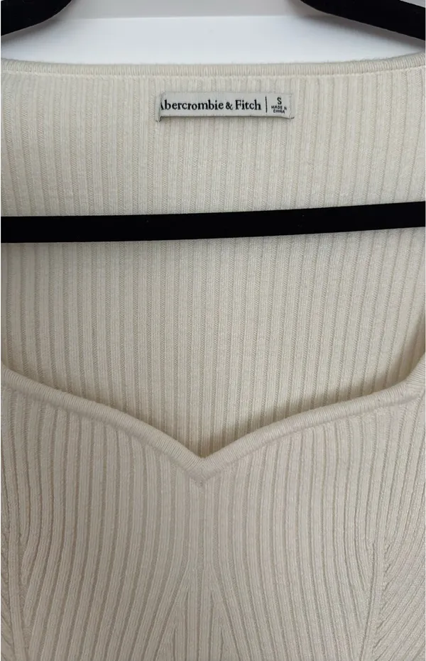 Abercrombie Long Sleeve Ribbed Bodysuit - Image 4