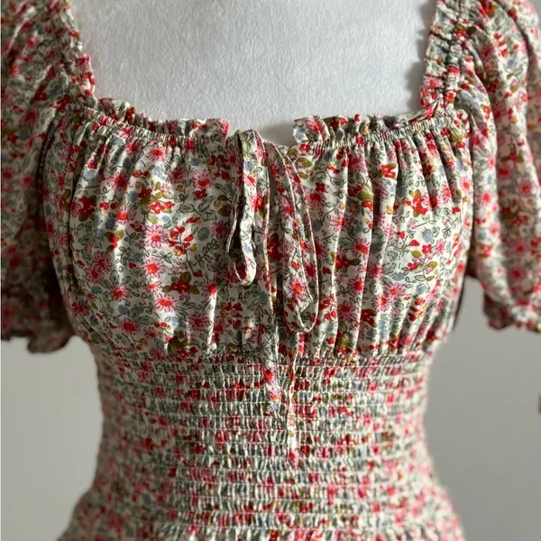 Suite Floral Ruffled Crop Top Size XS - Image 3