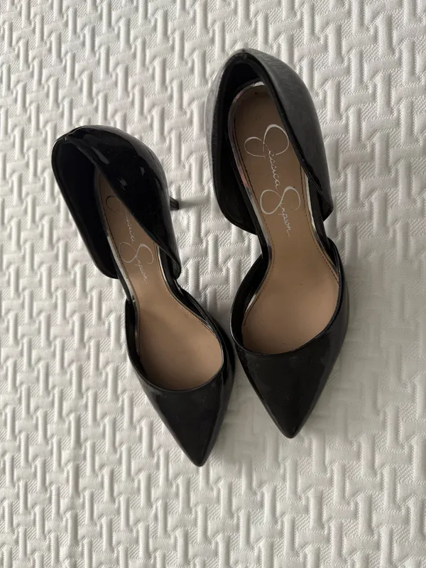 Jessica Simpson Black Glossy Faux Leather Heels Women Size 6 - Image 2